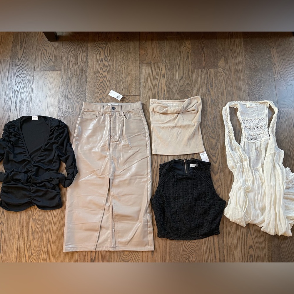 Abercrombie Lot of 5 Small Tops Coverup Skirts S - Picture 1 of 11